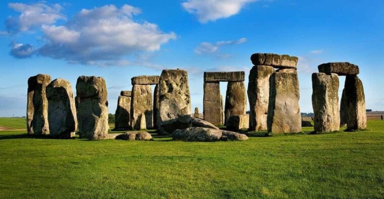 London: Stonehenge & Bath Day Trip with Optional Roman Baths - What to Consider