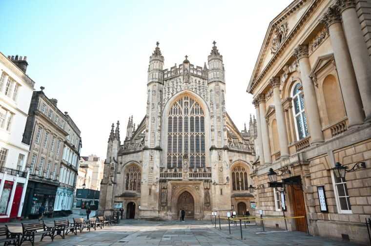 London: Stonehenge & Bath Day Trip with Optional Roman Baths - Who Should Consider This Tour?