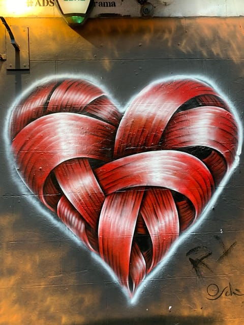London: Street Art and Graffiti Tour With Lunch - Meal and Insights