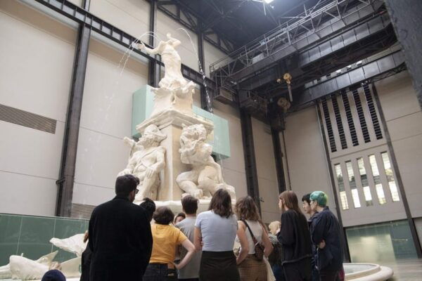 London: Tate Modern Discovery Tour With Afternoon Tea - What to Expect