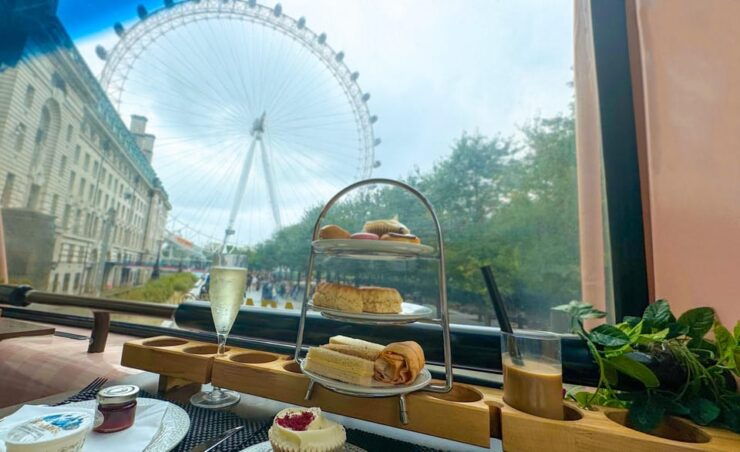 London: Taylor Swift-Inspired Afternoon Tea Bus Tour - Tour Highlights