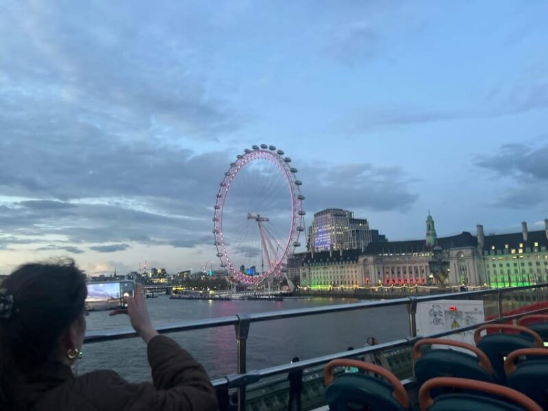London: Taylor Swift Singalong Bus Tour - Practical Tips for Tour Day