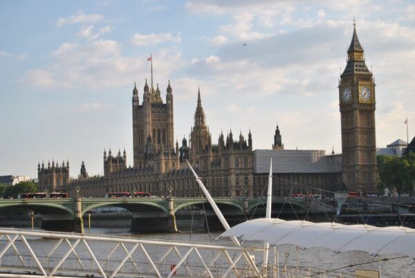 London: Thames Cruise to Greenwich With Private Guide - Positive Customer Recommendation