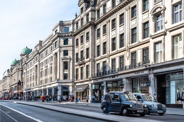 London: "The Crown" Exploration Game - Activity Details and Booking Information