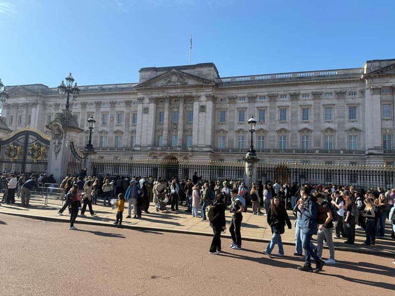London: The Crown Royal Palaces and Royal Parks Walking Tour - Authentic Insights from Past Participants