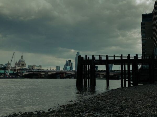 London: The Impressionists and Romantics - Monet and Turner - Common Questions