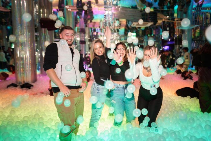 London: The Original Shoreditch Pub Crawl - Experience the Best Bars, Clubs, and Pubs in Shoreditch