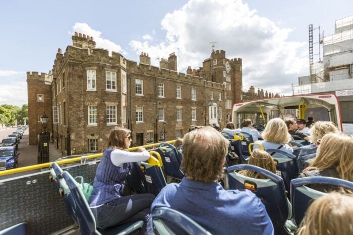 London: Tootbus Must-See Hop-On Hop-Off Bus Tour with Cruise - FAQs