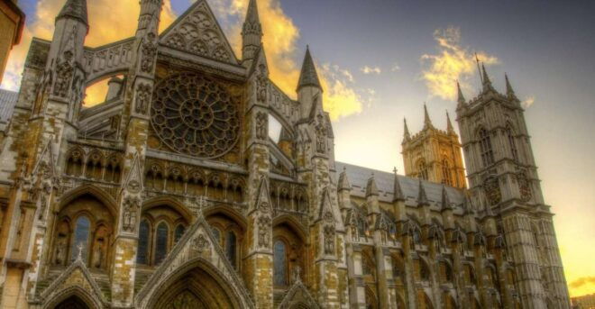 London: Top 15 Sights and Westminster Abbey - Houses of Parliament