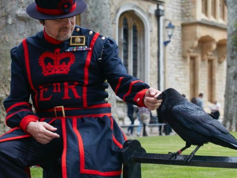 London: Top 30 Sights Walking Tour and Tower of London Entry - London: Top 30 Sights Walking Tour and Tower of London Entry — A Complete Guide