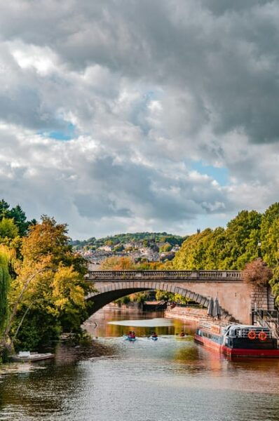 London: Tour of Bath With Guide - Mini Van - Frequently Asked Questions