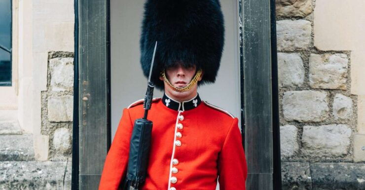 London: Tour With Private Guide - Activity Details