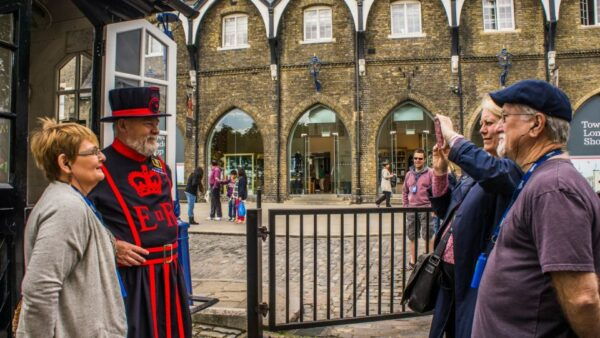 London: Tower of London and Changing of the Guard Experience - Common Questions