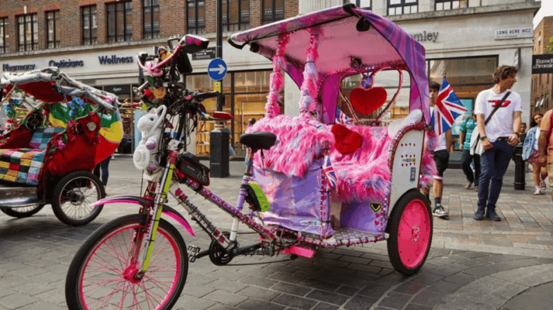 London: Tower of London Guided Tour and Nearby Rickshaw Ride - Deep Dive into the Details