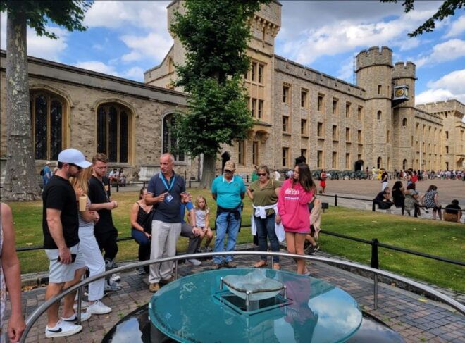 London: Tower of London Guided Tour With Boat Ride - Important Information