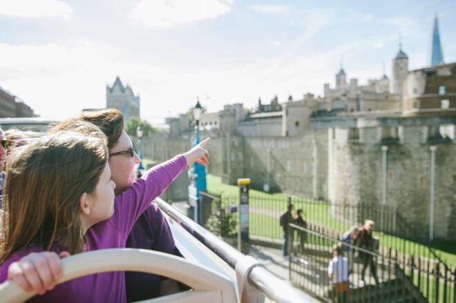 London: Tower of London, Hop-on, Hop-off Bus & River Cruise - On-board Audio Guide Options
