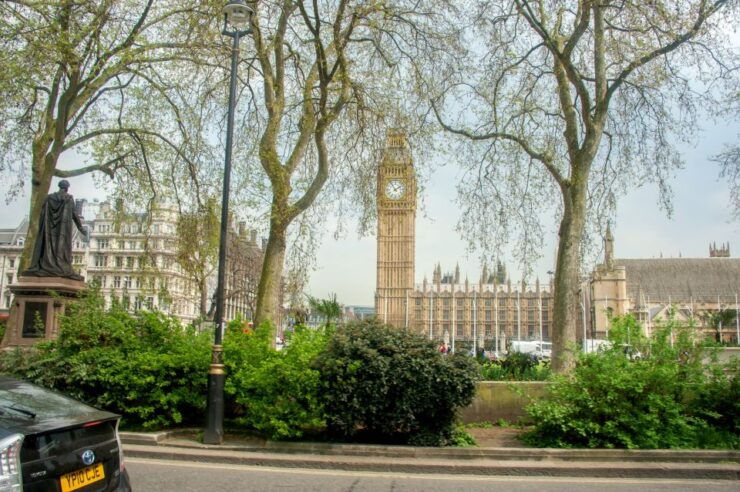 London: Vintage Bus Tour and London Eye Ticket - Booking and Logistics