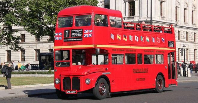 London Vintage Bus Tour, Thames Cruise, Fish & Chips - Live Tour Guide: Learn Fascinating Facts About Londons History