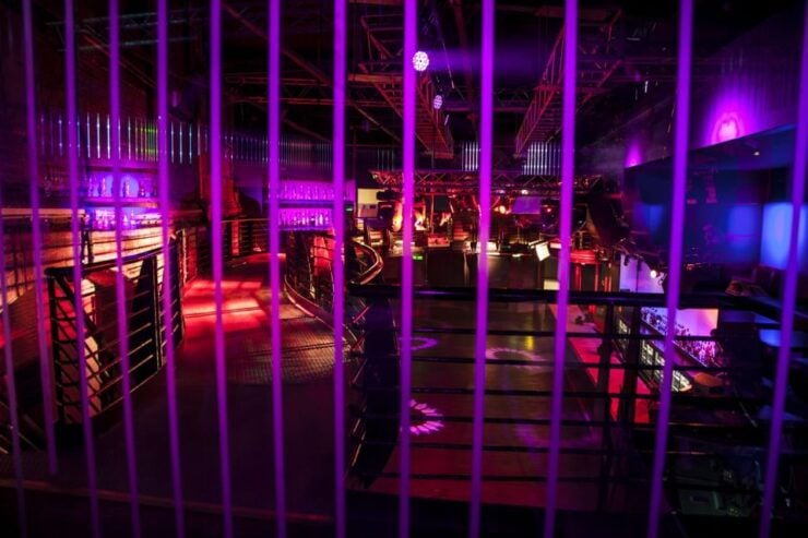 London: VIP Bar Tour & Ministry of Sound Club Access - Activity Details