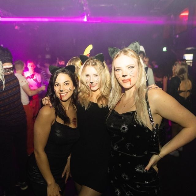 London: VIP Bar Tour & Ministry of Sound Club Access - Ministry of Sound Nightclub