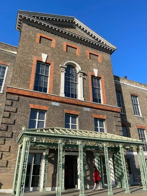 London: VIP Kensington Palace Gardens Tour & Royal High Tea - The Sum Up