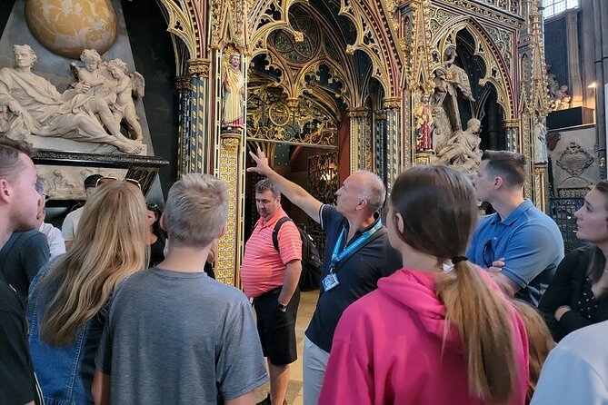 London Walking Tour With Westminster Abbey and Changing of the Guard - Common Questions