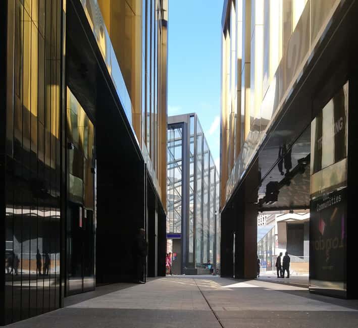 London: West End Photography Walking Tour with Guide - Good To Know