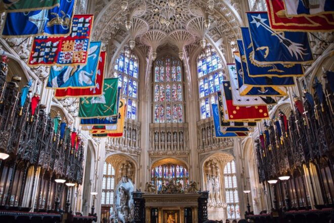London: Westminster Abbey & Changing of the Guard Tour - Expert Local Guide