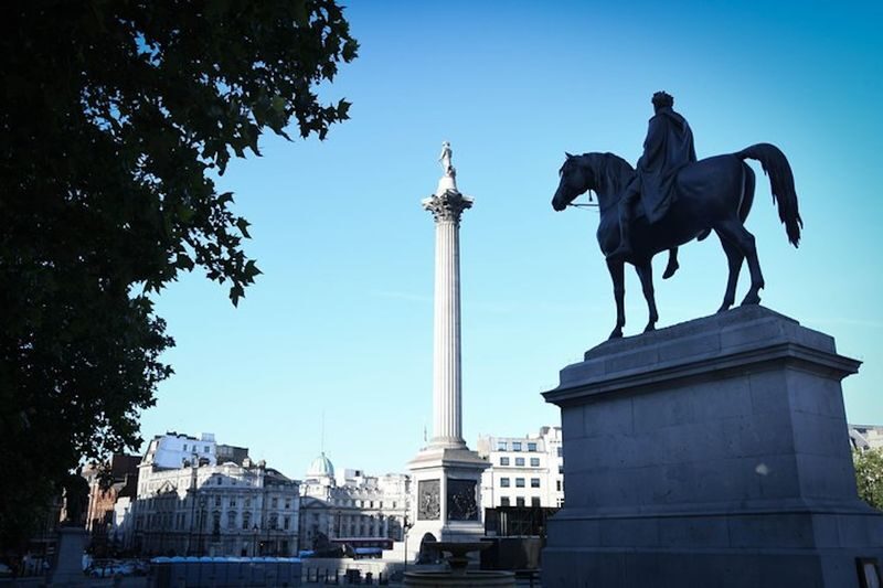 London Westminster Abbey & Royal Sights Tour - Pace, group size and weather