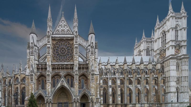 London Westminster & Buckingham Palace Walking Tour - The Mall, St James’s Park and Trafalgar Square