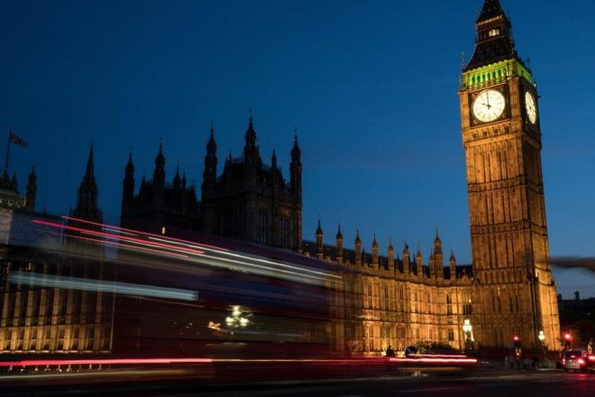 London Westminster Fun Puzzle Treasure Hunt! Team Racing! - Route Options