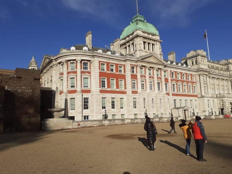 London: Westminster, Parliament and Palaces Tour - Who Should Book This Tour?