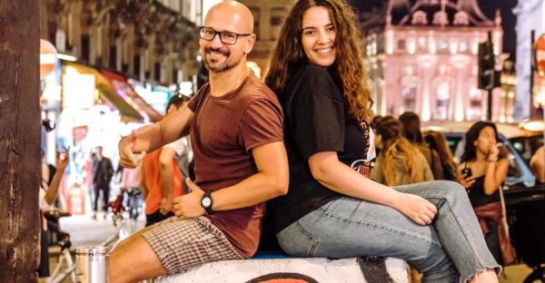 London: Westminster to Covent Garden Personalized Tour - Selecting Participants and Date