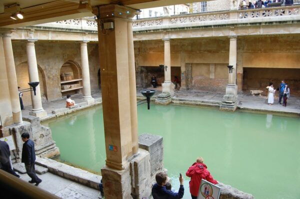 London: Windsor Castle, Stonehenge & Bath Full-Day Tour - Option to Include Entry Tickets