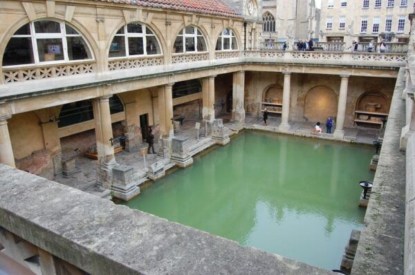 London: Windsor Castle, Stonehenge & Bath Full-Day Tour - Helpful Information