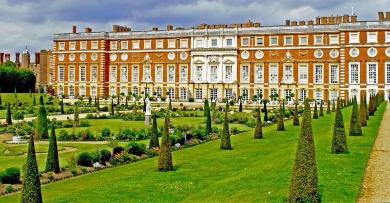 London: Windsor, Hampton Court Palace with Free Snack Pack - What’s Included & What to Consider
