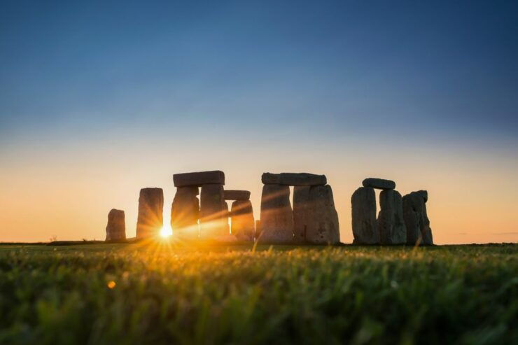 London: Windsor, Oxford, and Stonehenge Tour - Tour Details