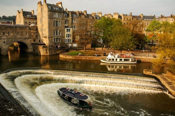 London: Windsor, Stonehenge, Bath, and Roman Baths Day Trip - Common Questions