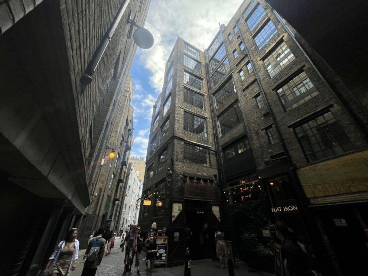 London: Witches and History Magical Walking Tour - Free Cancellation and Flexible Payment