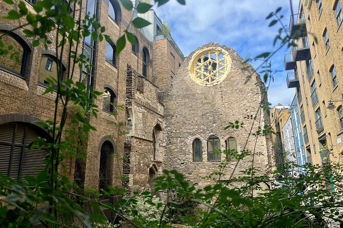 London Witches and History Walking Tour - Meeting and Pickup Information