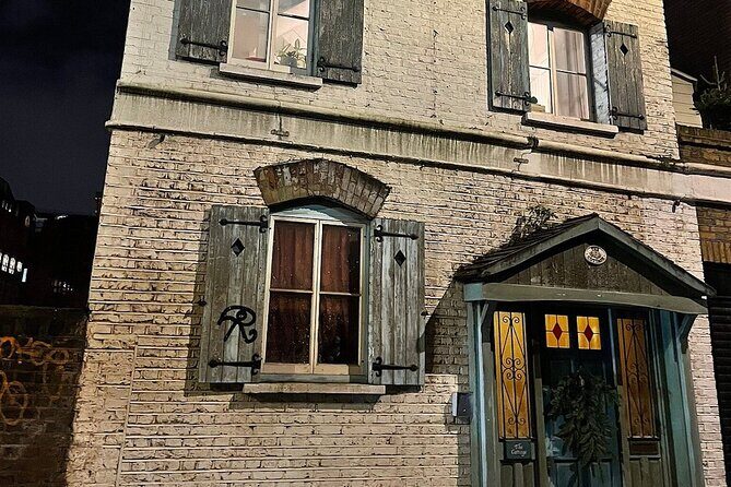 London's Ghosts & Gruesome Past Nighttime Walking Tour - The Sum Up