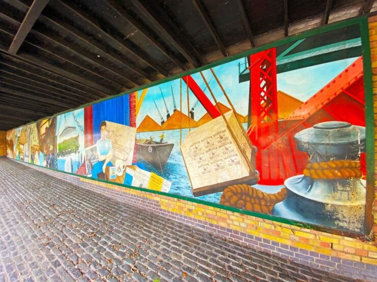 London's Surrey Quays: Self-Guided City Discovery Game - Overview of the Self-Guided City Discovery Game