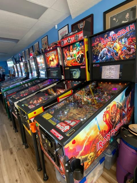 Long Beach: Pinball Arcade 21 Pinball Machines on Freeplay - Premium and Limited Edition Machines