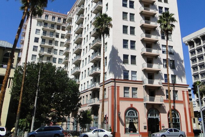 Long Beach Scavenger Hunt: Long Beach Art & Architecture - Self-Paced Experience Details