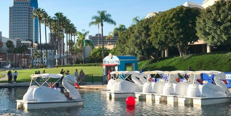 Long Beach: Swan Boat Rental at Rainbow Lagoon - Activity Highlights
