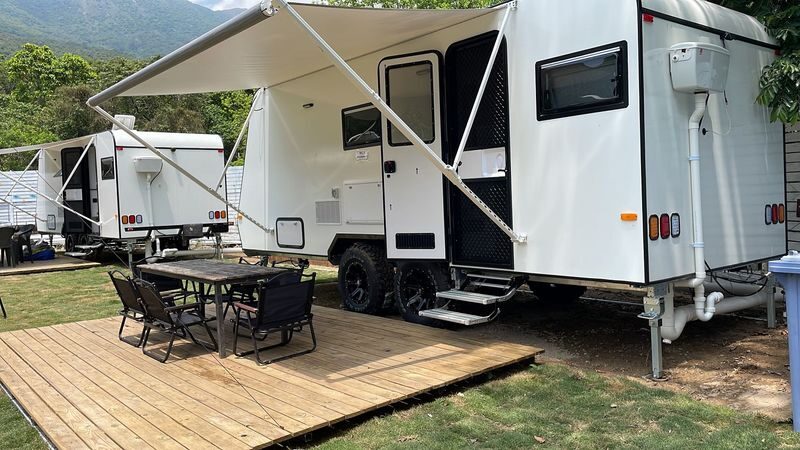Long Coast-Cheung Sha Village Glamping, Caravan and Water Sports - Breakfast, barbecue, and nearby food