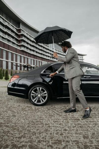 Long Distances - Benefits of Choosing Luxury Driver