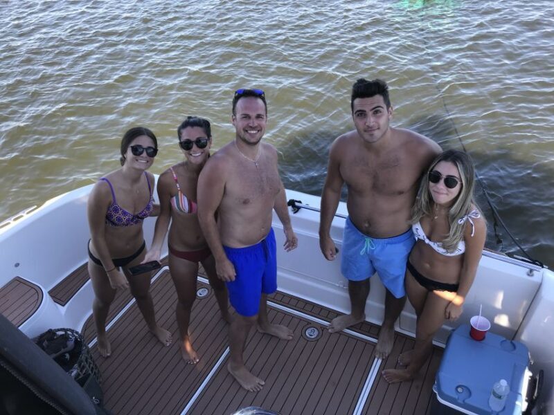 Long Island: Yacht Charters, Location: Port Jefferson Harbor - Practical Tips for Your Yacht Day