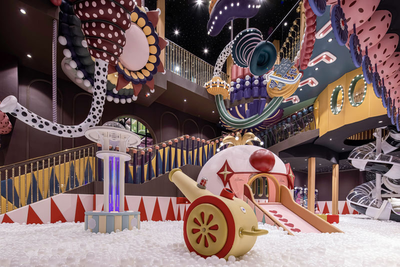Longhua Hot List: MELAND CLUB (Shenzhen Longhua Yifangtiandi Store) - The play space: lots of room, with a few caveats