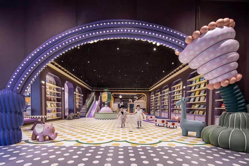 Longhua Hot List: MELAND CLUB (Shenzhen Longhua Yifangtiandi Store) - Food, socks, and the rules that matter